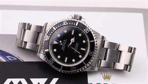 does the second hand on a rolex tick|do rolex tick every second.